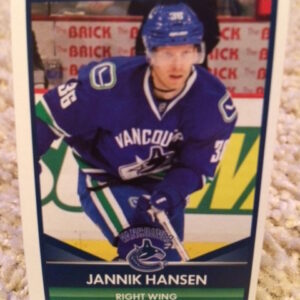 2016 PANINI #407- Jannik Hansen