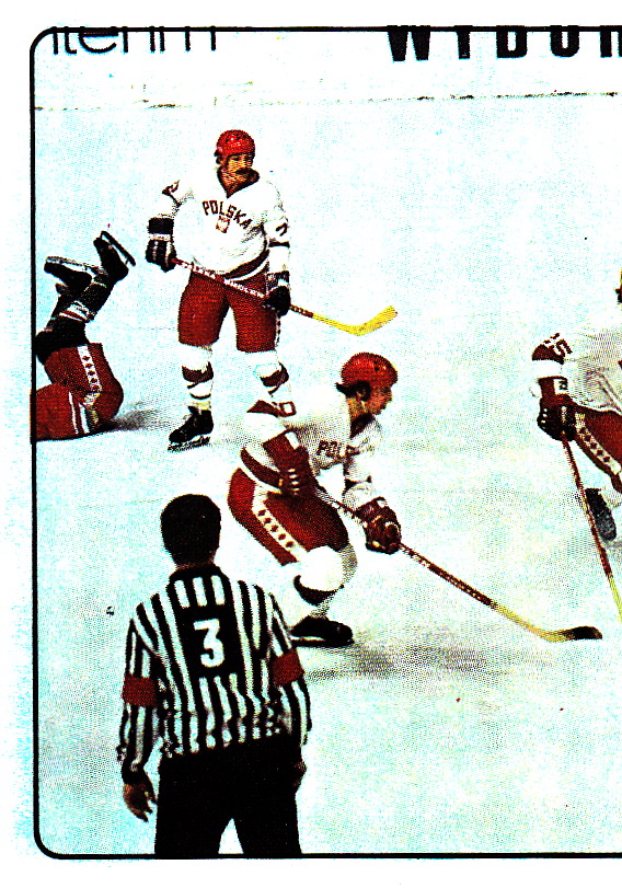 1979 PANINI #229- Poland Hungary 7-2