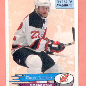 1995 PANINI  #82-Claude Lemieux