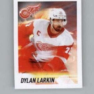 2023-24 TOPPS #679  Dylan Larkin