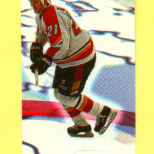 1999 Topps #9-Andrew Cassels