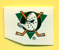 1999 Topps #38- Ducks Logo
