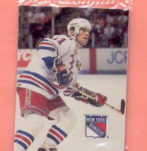 1992 Humpty Dumpty  #41-Mark Messier