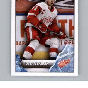 2021-22 TOPPS  #223- Dylan Larkin