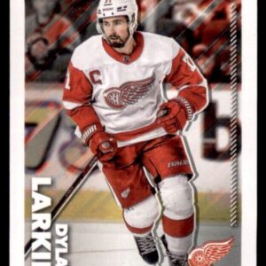 2022-23 TOPPS #176 - Dylan Larkin