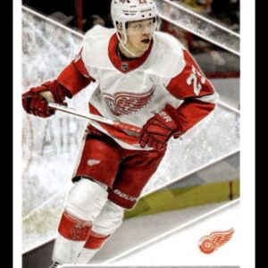 2022-23 TOPPS #628 - Lucas Raymond