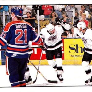 1989 PANINI #5-Luc Robitaille