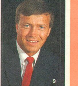 1987 Vachon Canadiens #9- Francois Allaire