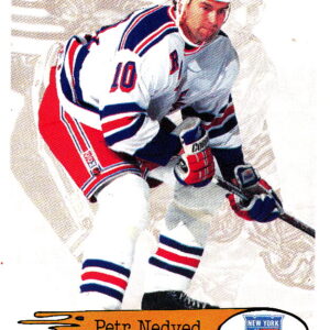 1995 PANINI  #104-Petr Nedved