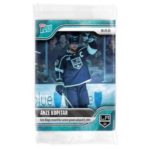 2023-24 TOPPS NOW /10 Blue Ice Parallel #17- Anze Kopitar (1 of 10)