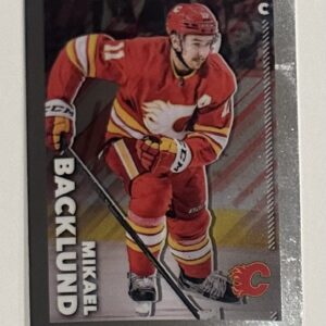2022-23 TOPPS CHROME BASE Online Exclusive #85 - Mikael Backlund