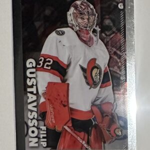 2022-23 TOPPS CHROME BASE Online Exclusive #355 - Filip Gustavsson