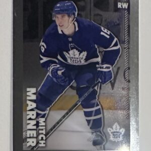 2022-23 TOPPS CHROME BASE Online Exclusive #467 - Mitch Marner