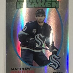 2022-23 TOPPS CHROME BASE Online Exclusive #621 - Matty Beniers