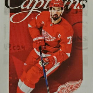2025-26 TOPPS #555 - Dylan Larkin
